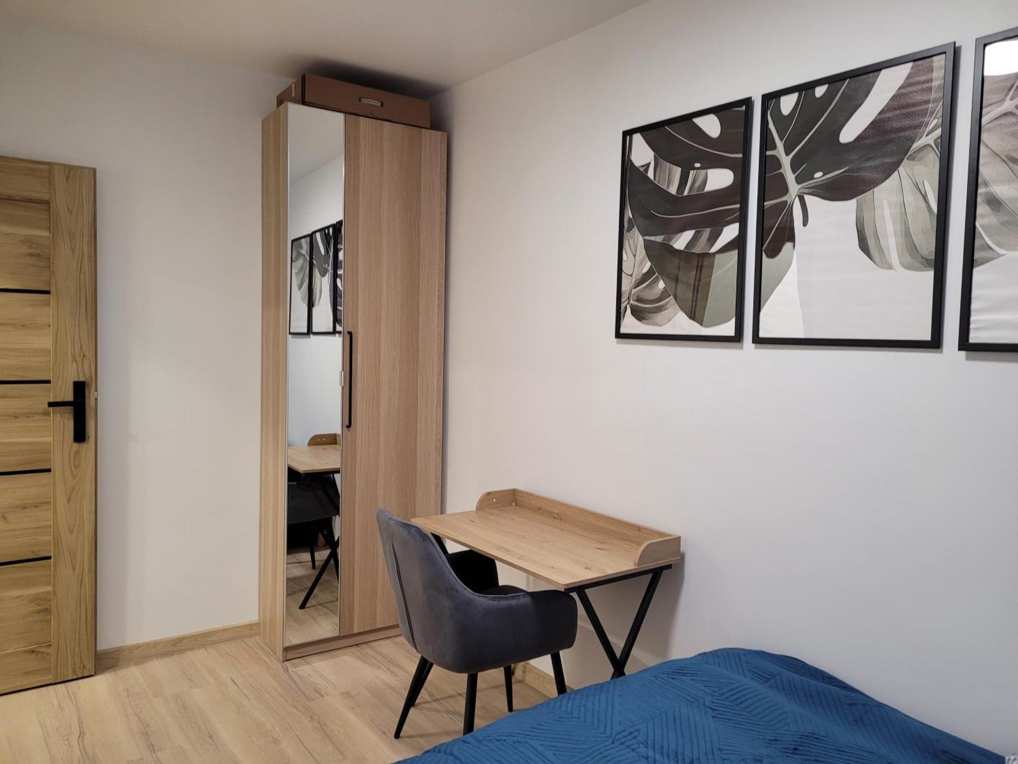 Apartament Radiostacja III Z Ogrodkiem, Parking Free Гливице Экстерьер фото