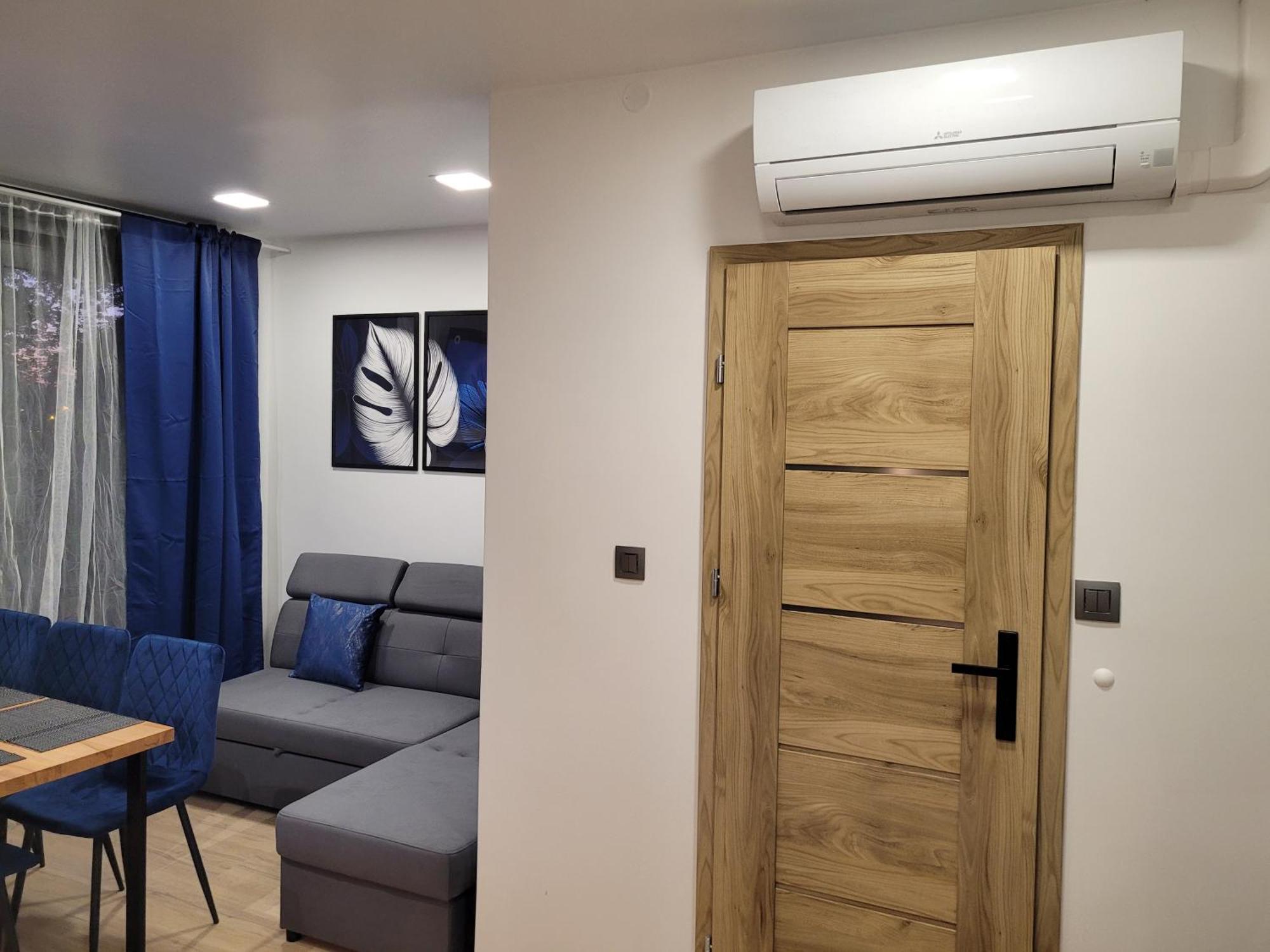 Apartament Radiostacja III Z Ogrodkiem, Parking Free Гливице Экстерьер фото