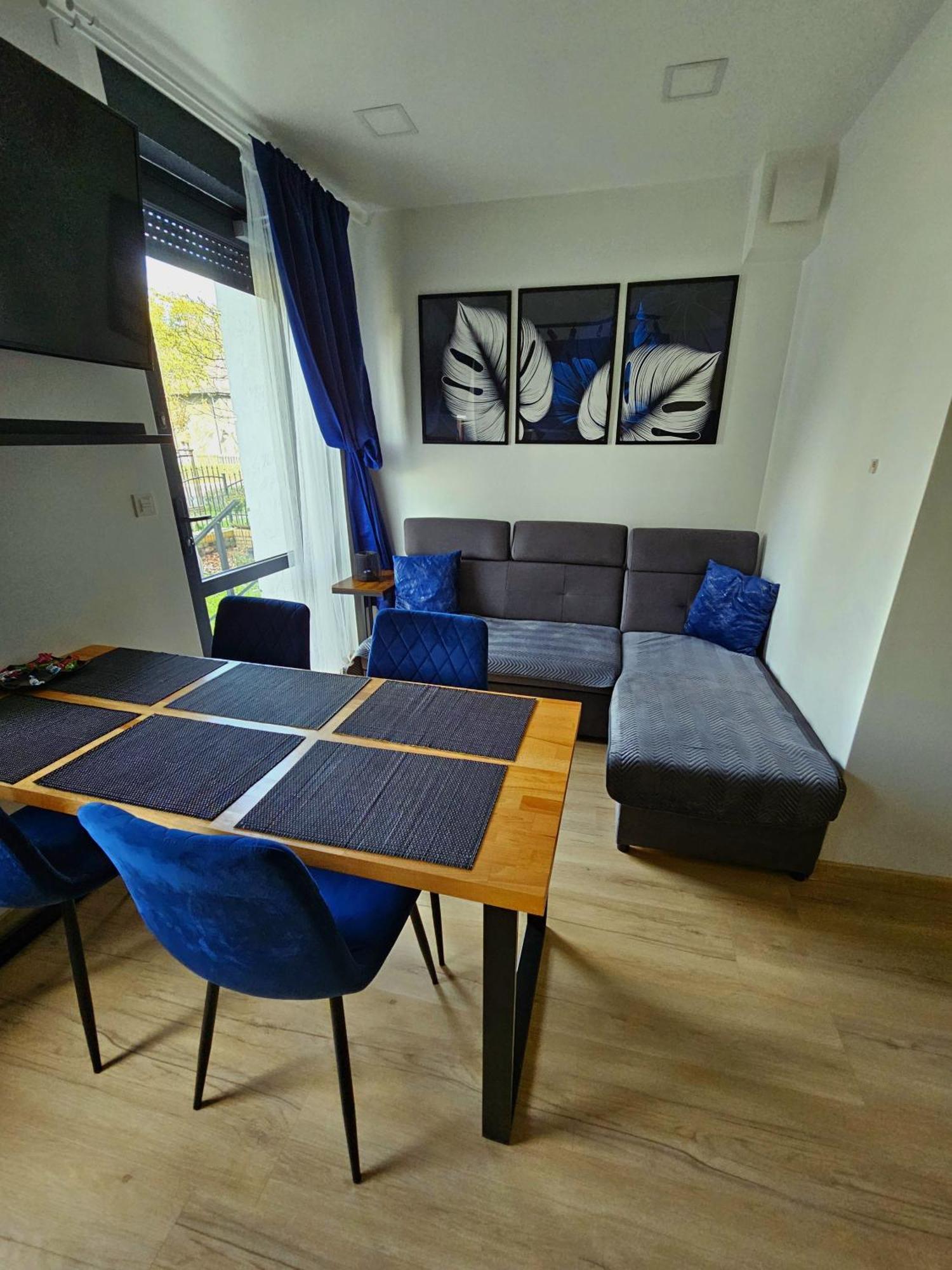 Apartament Radiostacja III Z Ogrodkiem, Parking Free Гливице Экстерьер фото